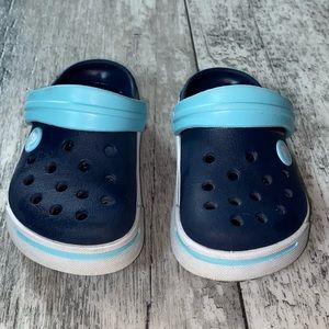 Children’s Crocs sz 8/9